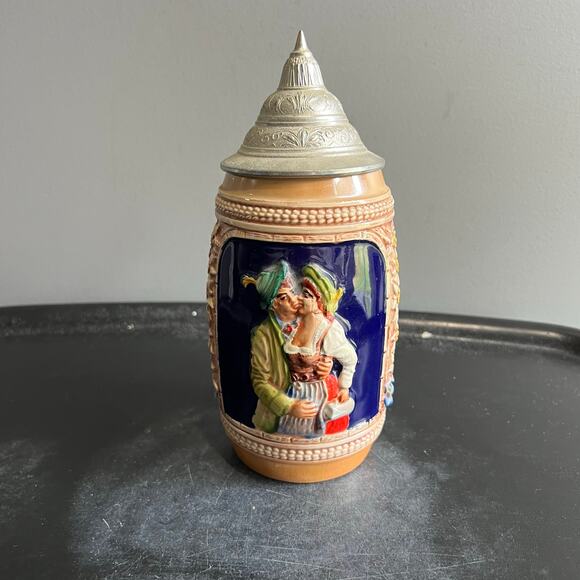 Vtg Gerz Lidded Beer Stein w/Picture of Kissing Couple & Houses - Picture 10 of 14